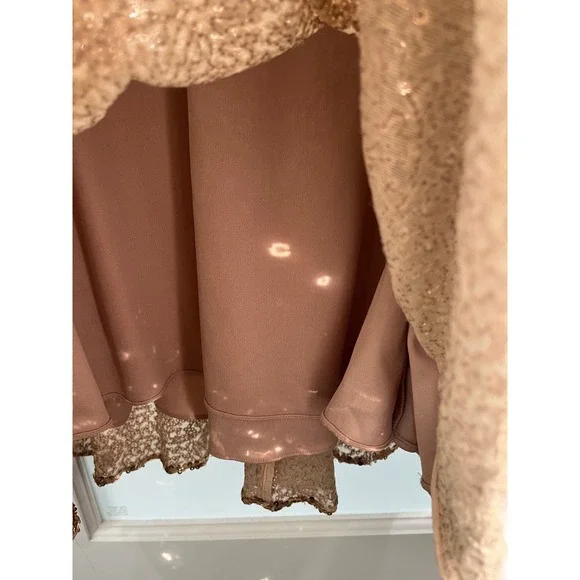 Badgley Mischka Sequin Halter Neck Gown Formal Dress Evening Party Size 6 - Picture 6 of 8